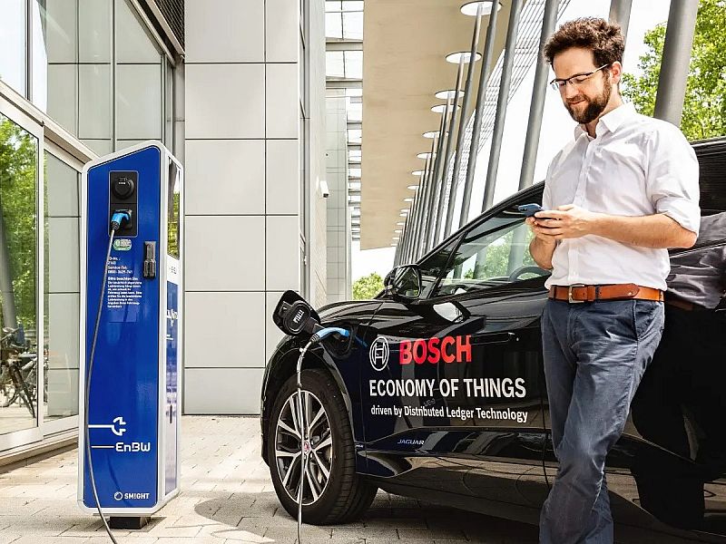 Bosch: 2030-ra tízből hét új autó elektromos lesz